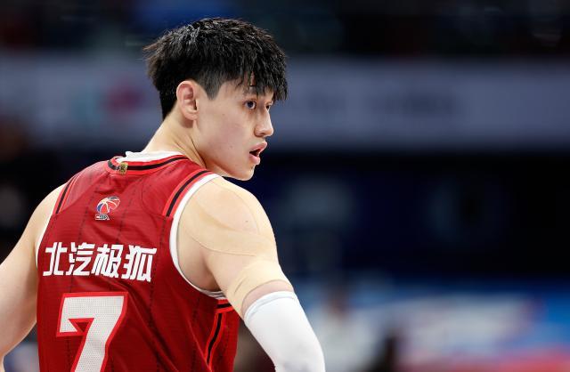 1746016771898002648.jpg (体育)(2)篮球——CBA常规赛:北京北汽队胜山东高速队XxjpseC007200_20250305_PEPFN0A001.jpg