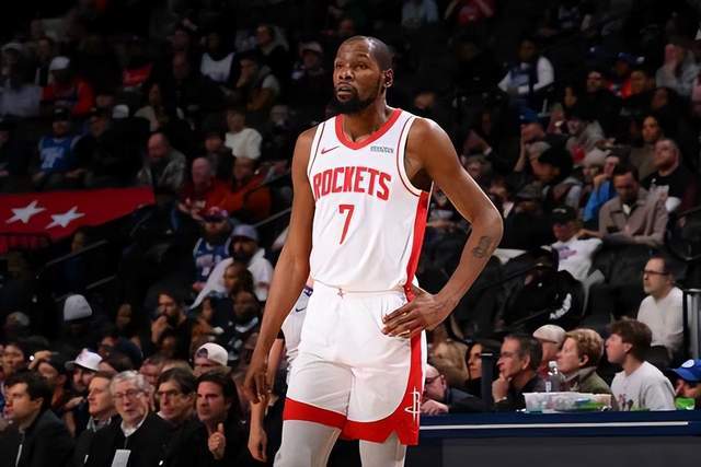 火箭加时惜败76人凸显两点：杜兰特不是詹姆斯，乌度卡需控卫支援